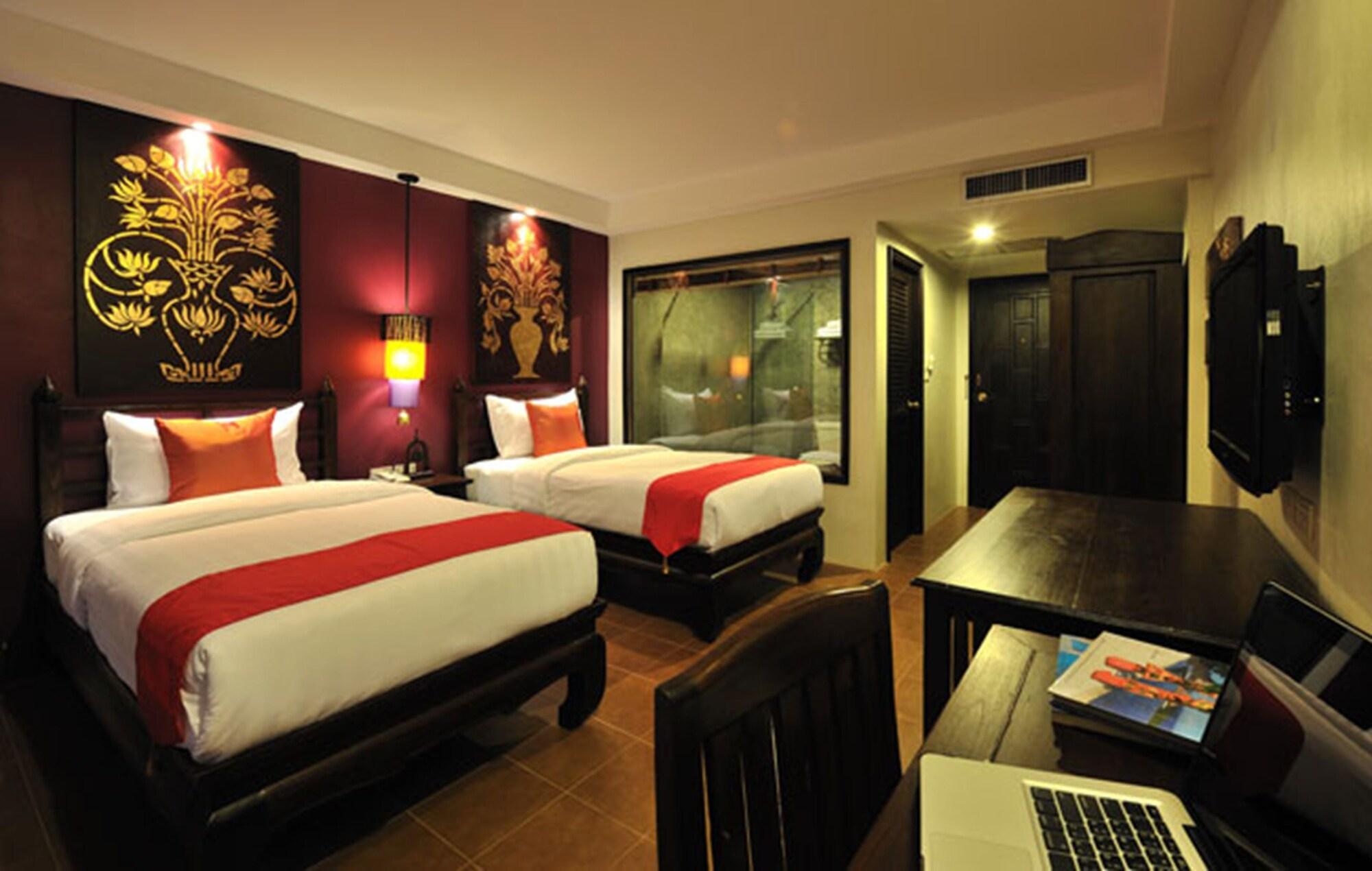 Siralanna Hotel Patong Exteriör bild