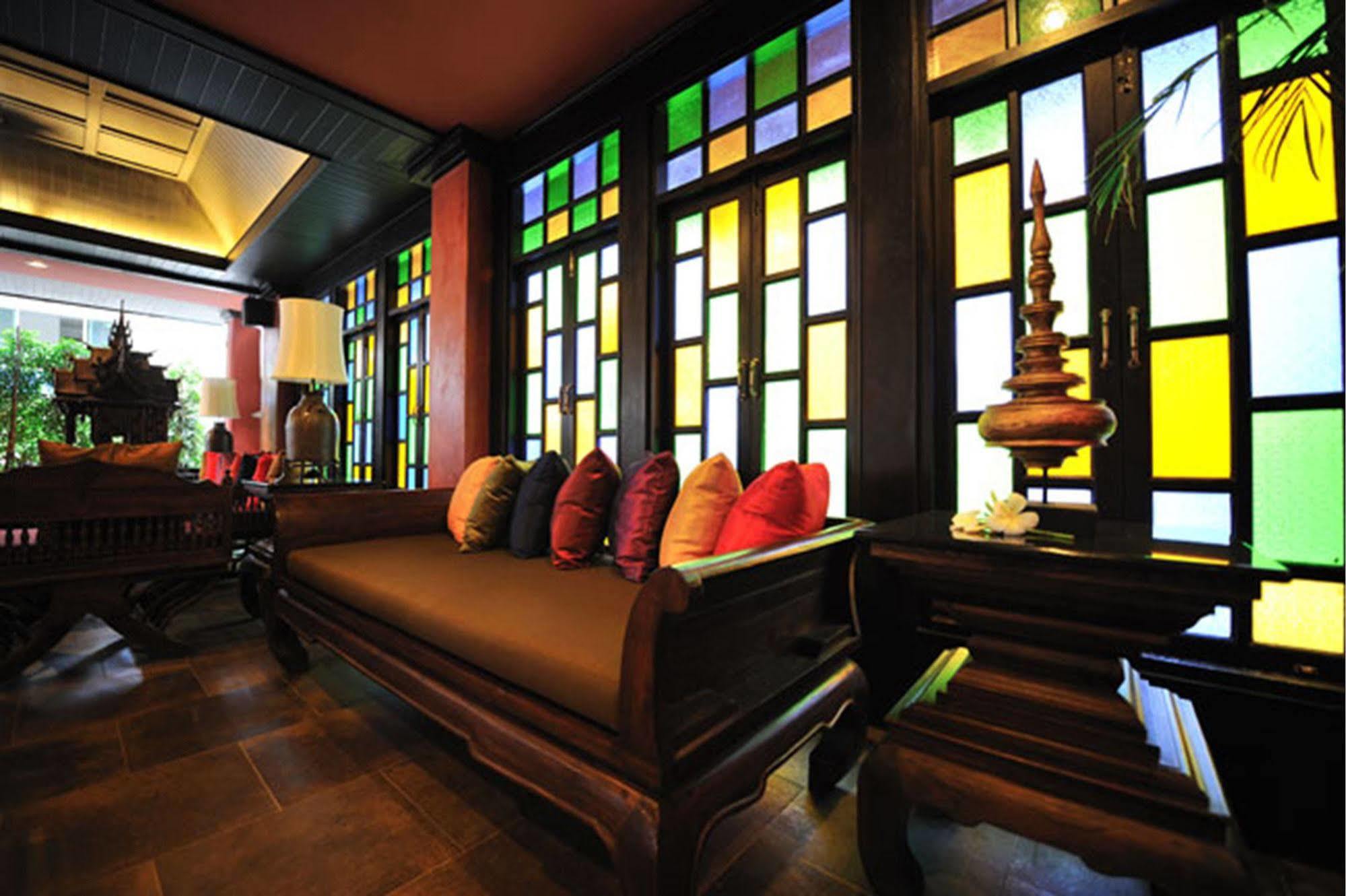 Siralanna Hotel Patong Exteriör bild